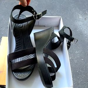 Crocs Wedge Sandals - size 8